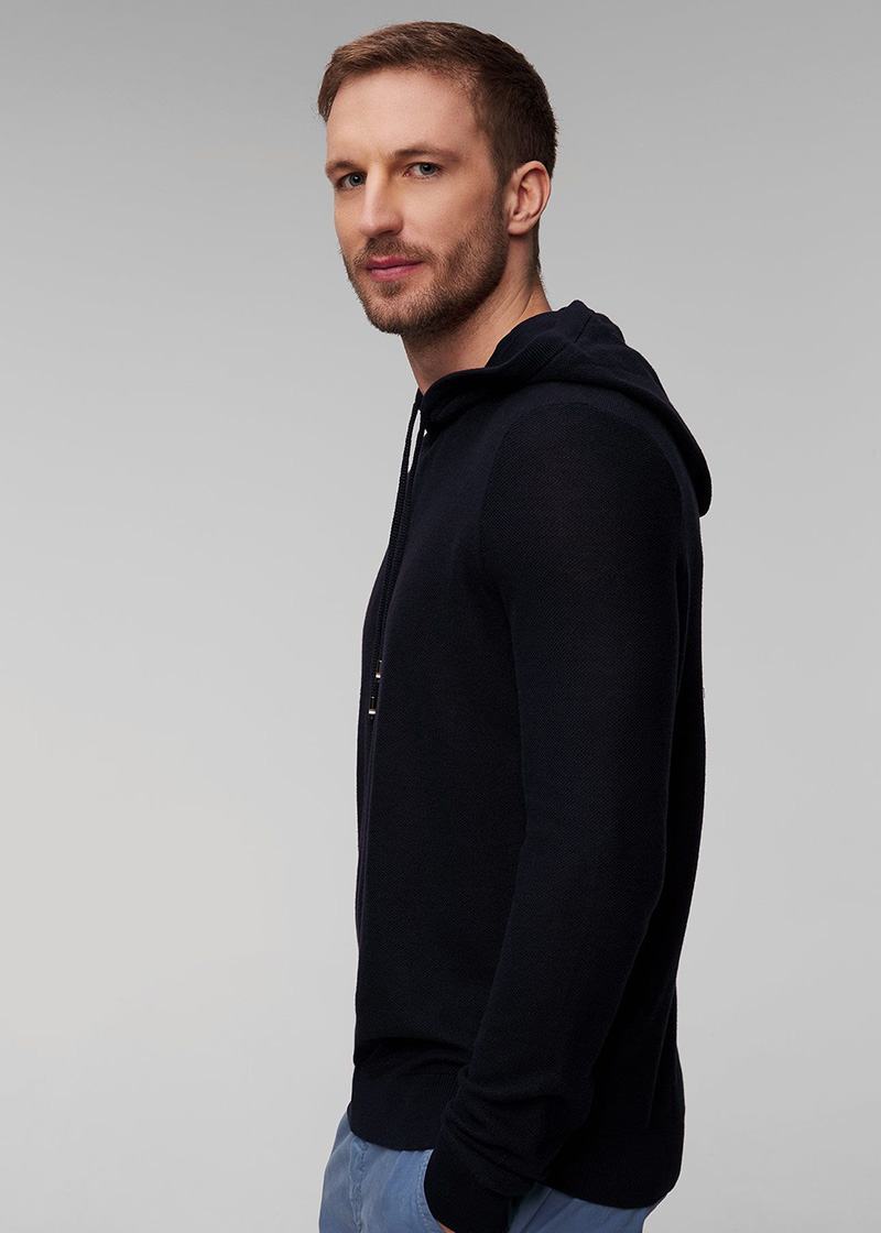 JUMPER