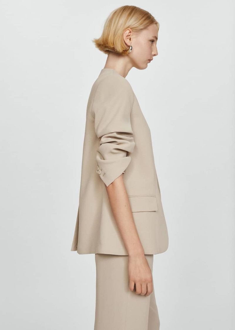 ПАЛТО Outlet Fashion Group