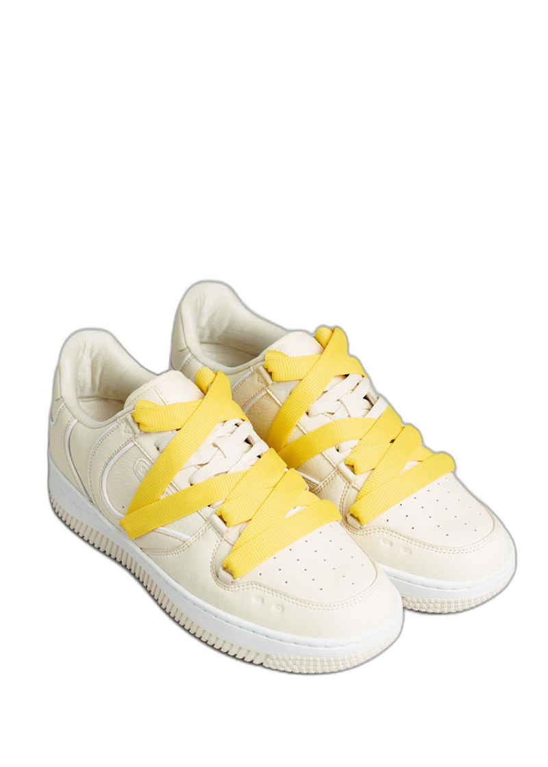 ПАТИКИ Outlet Fashion Group