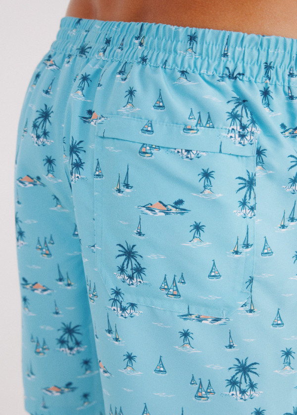 КОСТИМ ЗА КАПЕЊЕ 