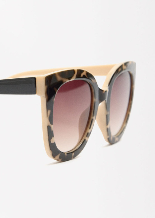 ОЧИЛА ЗА СОНЦЕ 