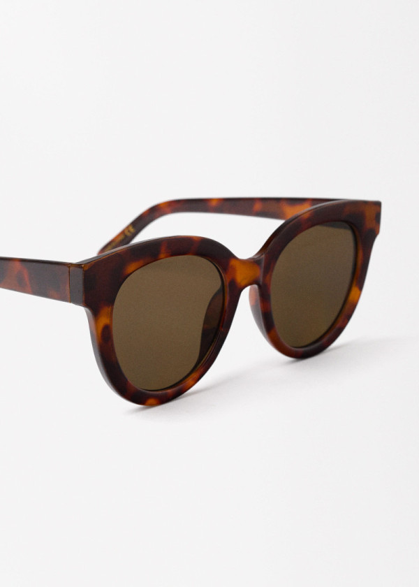 ОЧИЛА ЗА СОНЦЕ 