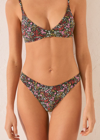 КОСТИМ ЗА КАПЕЊЕ ДОЛЕН ДЕЛ 