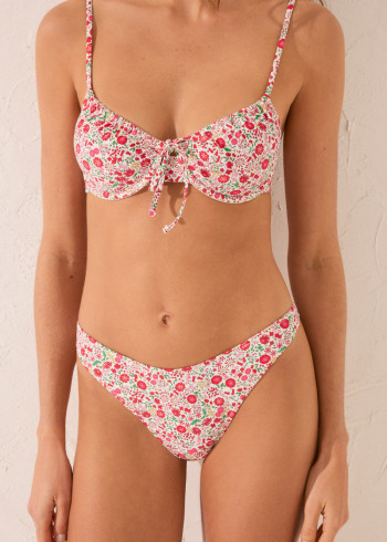 КОСТИМ ЗА КАПЕЊЕ ДОЛЕН ДЕЛ 