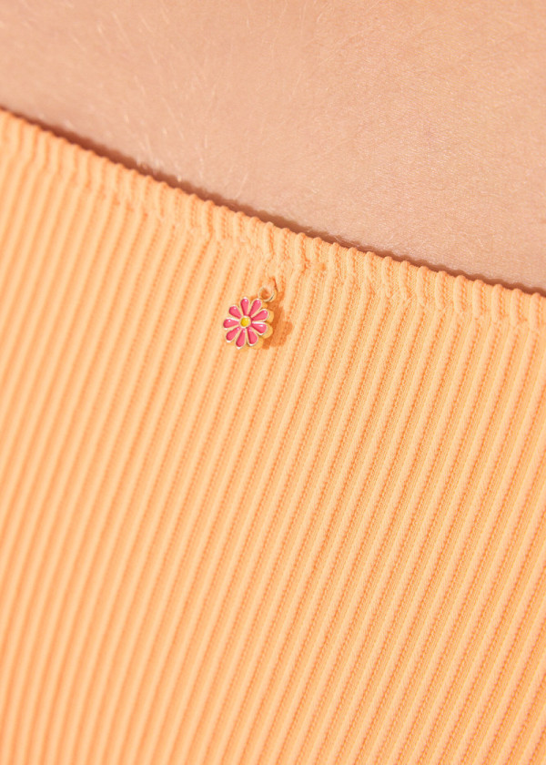 КОСТИМ ЗА КАПЕЊЕ ДОЛЕН ДЕЛ 