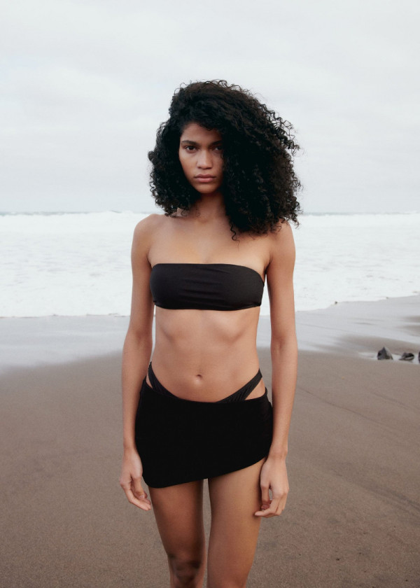 КОСТИМ ЗА КАПЕЊЕ ГОРЕН ДЕЛ 