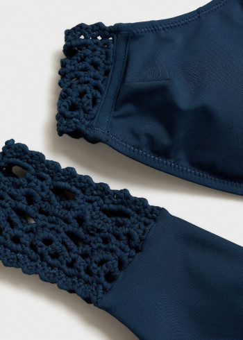 КОСТИМ ЗА КАПЕЊЕ ГОРЕН ДЕЛ 