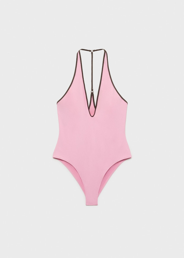 ЕДНОДЕЛЕН КОСТИМ ЗА КАПЕЊЕ 