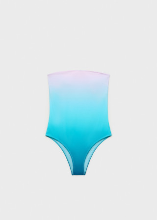 ЕДНОДЕЛЕН КОСТИМ ЗА КАПЕЊЕ 