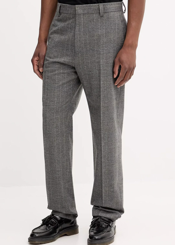 ОДЕЛО (ПАНТАЛОНИ) 