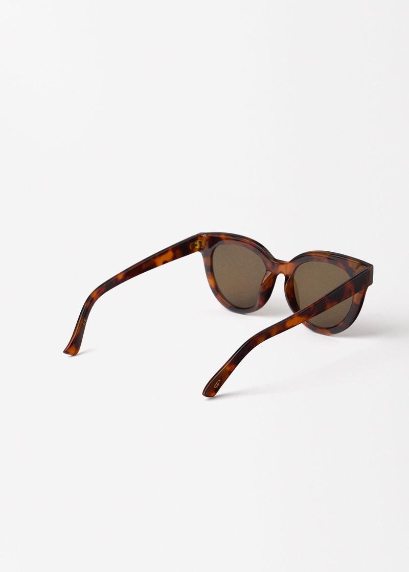 ОЧИЛА ЗА СОНЦЕ 