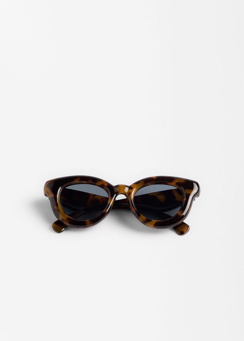 ОЧИЛА ЗА СОНЦЕ 