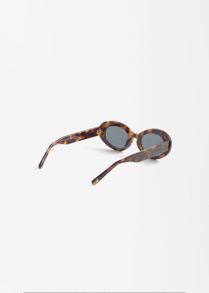 ОЧИЛА ЗА СОНЦЕ 