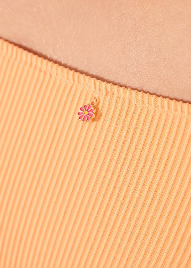 КОСТИМ ЗА КАПЕЊЕ ДОЛЕН ДЕЛ 