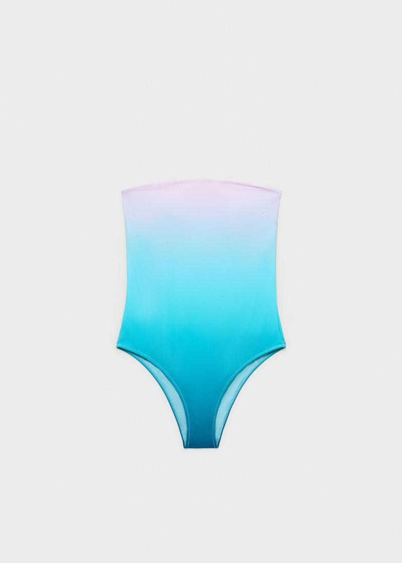 ЕДНОДЕЛЕН КОСТИМ ЗА КАПЕЊЕ 