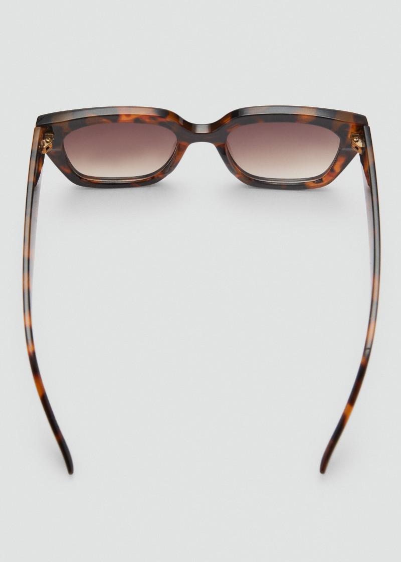 ОЧИЛА ЗА СОНЦЕ 