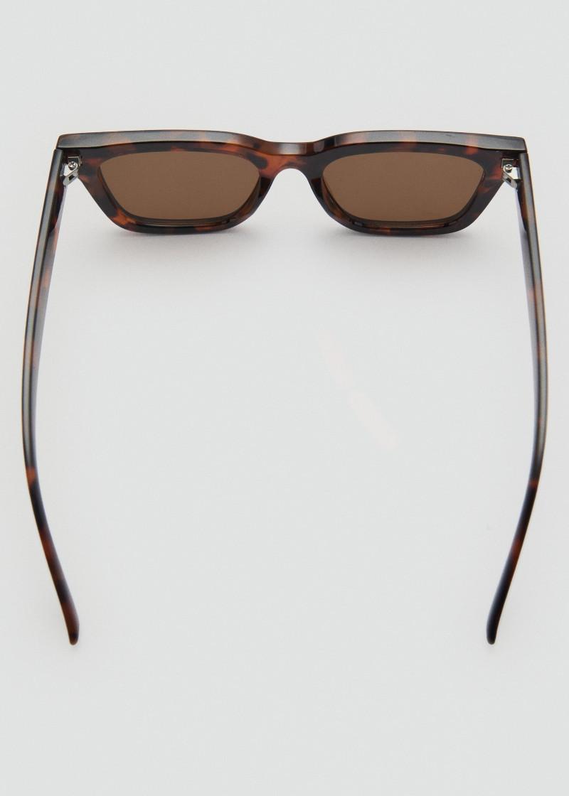 ОЧИЛА ЗА СОНЦЕ 