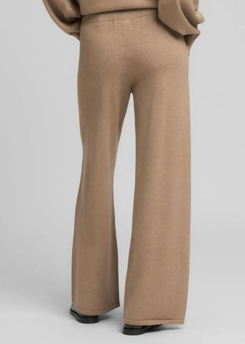 ТРЕНЕРКИ ДОЛЕН ДЕЛ 